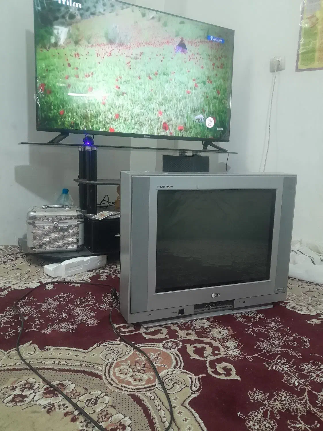 تلوزیون|تلویزیون و پروژکتور|شیروان (خراسان), |دیوار