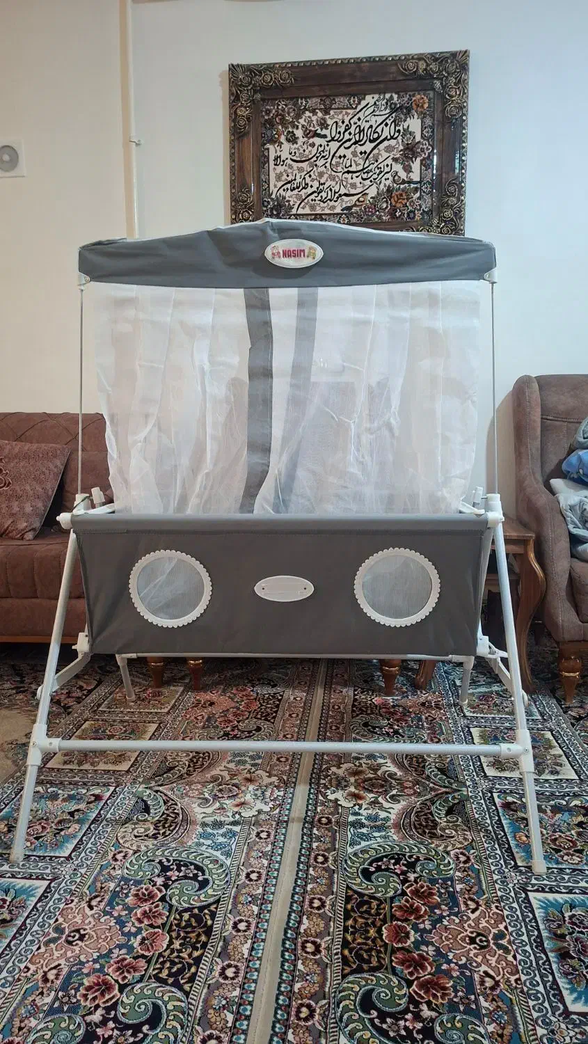 گهواره|تخت و سرویس خواب|بروجرد, |دیوار