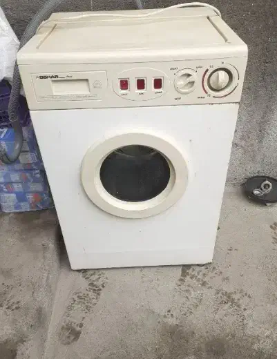 کهنه شویی|ماشین لباسشویی و خشک‌کن لباس|خوی, |دیوار