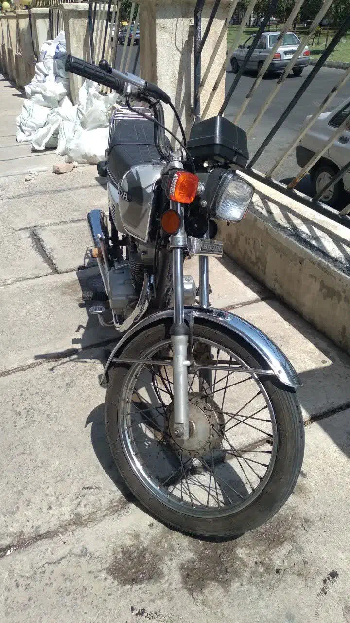 موتور ۱۲۵ سی سی ۵ دنده شهباز|موتورسیکلت|تبریز, |دیوار