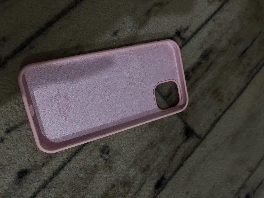 قاب سیلیکونی ایفون ۱۴ پلاس|لوازم جانبی موبایل و تبلت|رشت, معلولین|دیوار