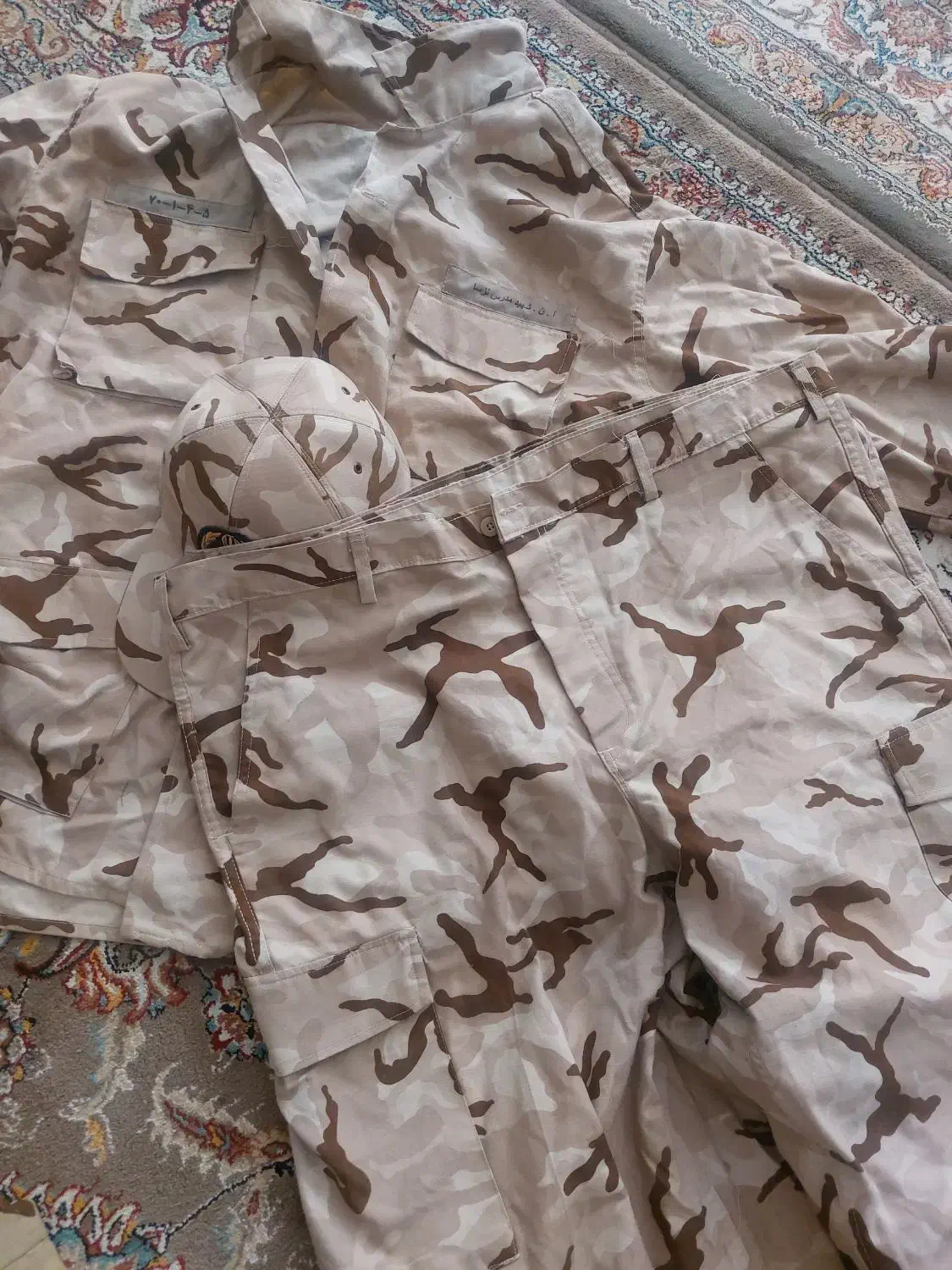 لباس نظامی دو سایز۵۲ و۶۰|لباس|اصفهان, سرتاوه|دیوار