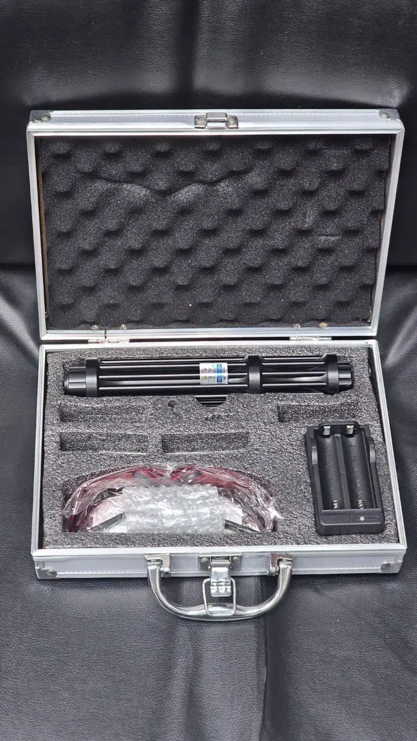 لیزر حرارتی/لیزر نور آبی/لیزر آتش زا/لیزر برد بلند|کوهنوردی و کمپینگ|تهران, آبشار تهران (دریاچه)|دیوار