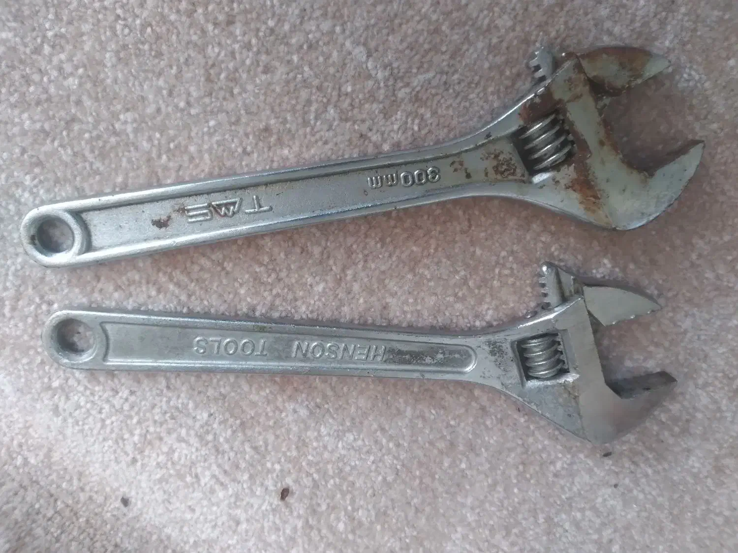 آچار اصلی|ابزارآلات|کرج, حصارک پایین|دیوار