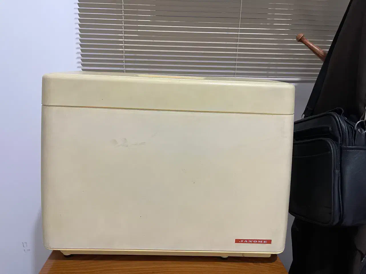 چرخ. خیاطی ژانومه 802|چرخ خیاطی و ریسندگی|کاشان, امیرکبیر|دیوار