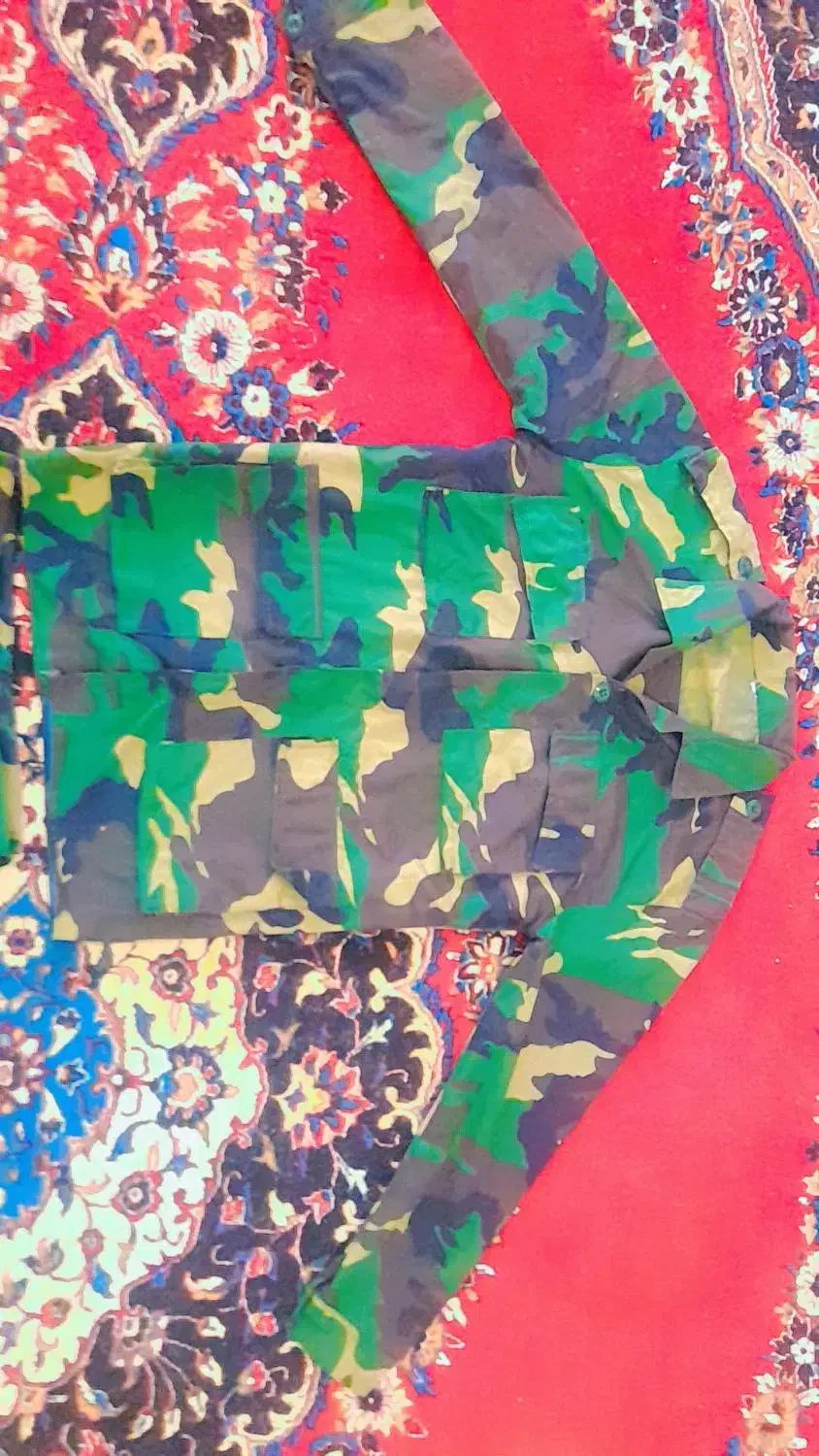 لباس نظامی|لباس|خمک, |دیوار