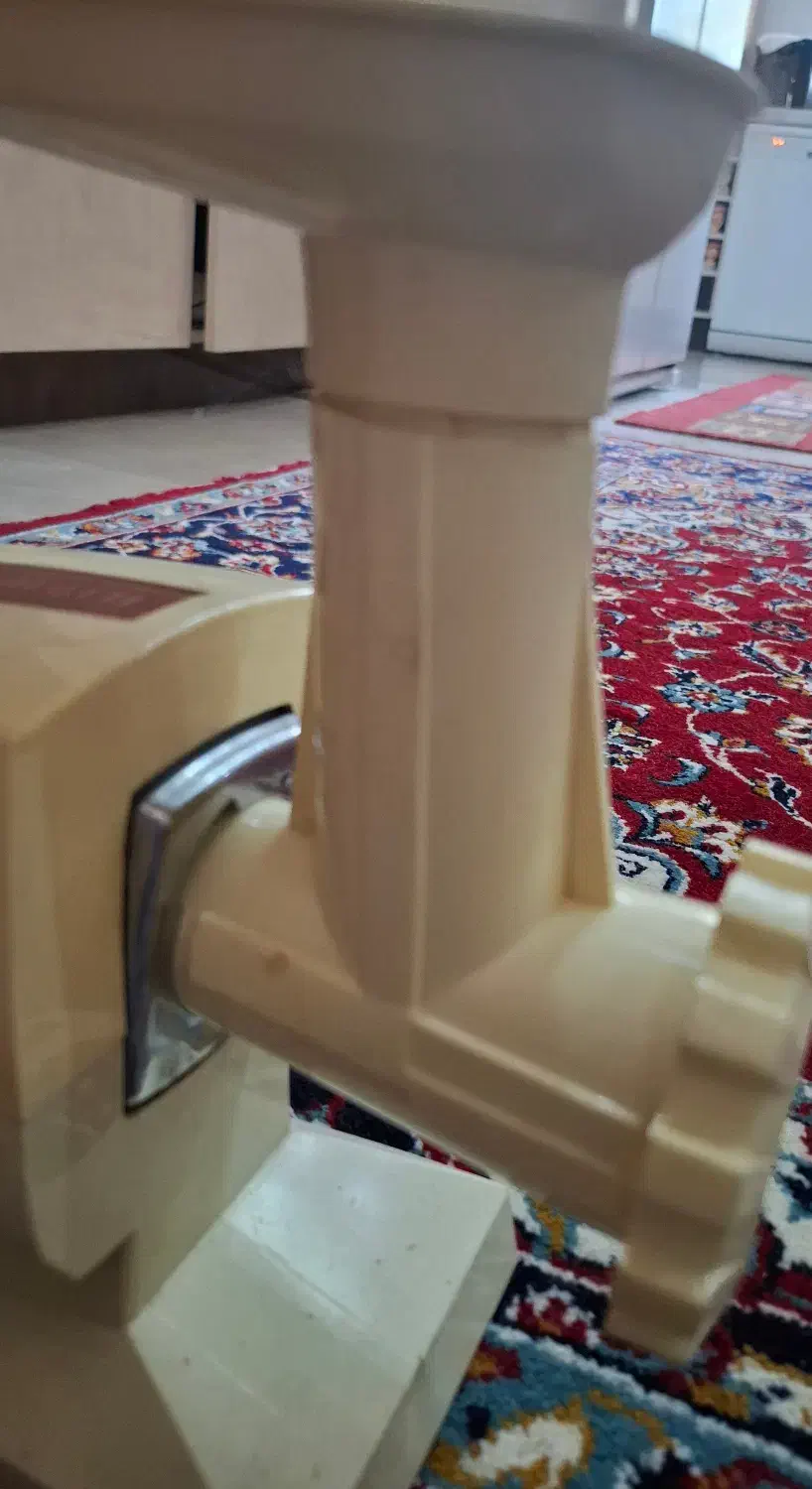 چرخ گوشت سالم قدیمی|کلکسیون اشیاء عتیقه|تهران, درب دوم|دیوار