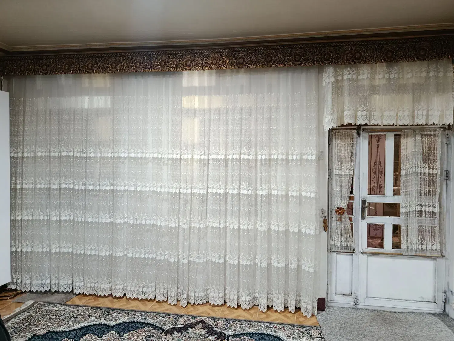 پرده|پرده، رانر، رومیزی|رومشکان, |دیوار