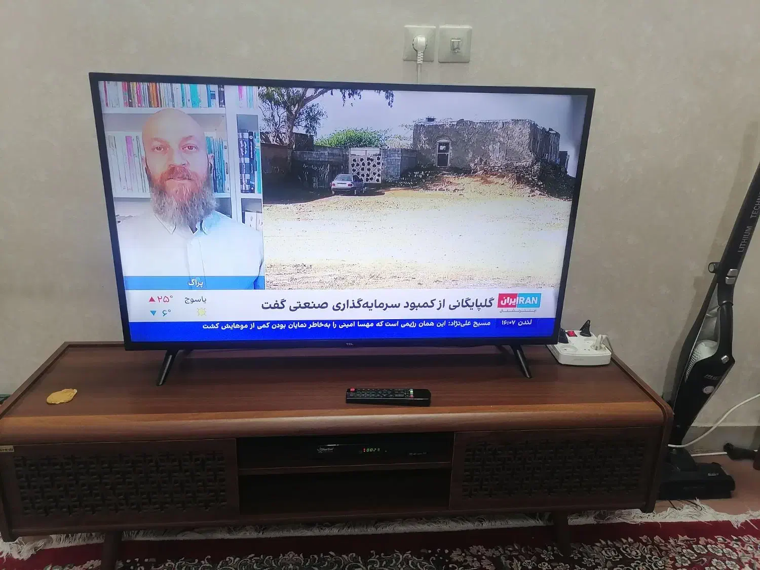 TCL49|تلویزیون و پروژکتور|کرمان, |دیوار