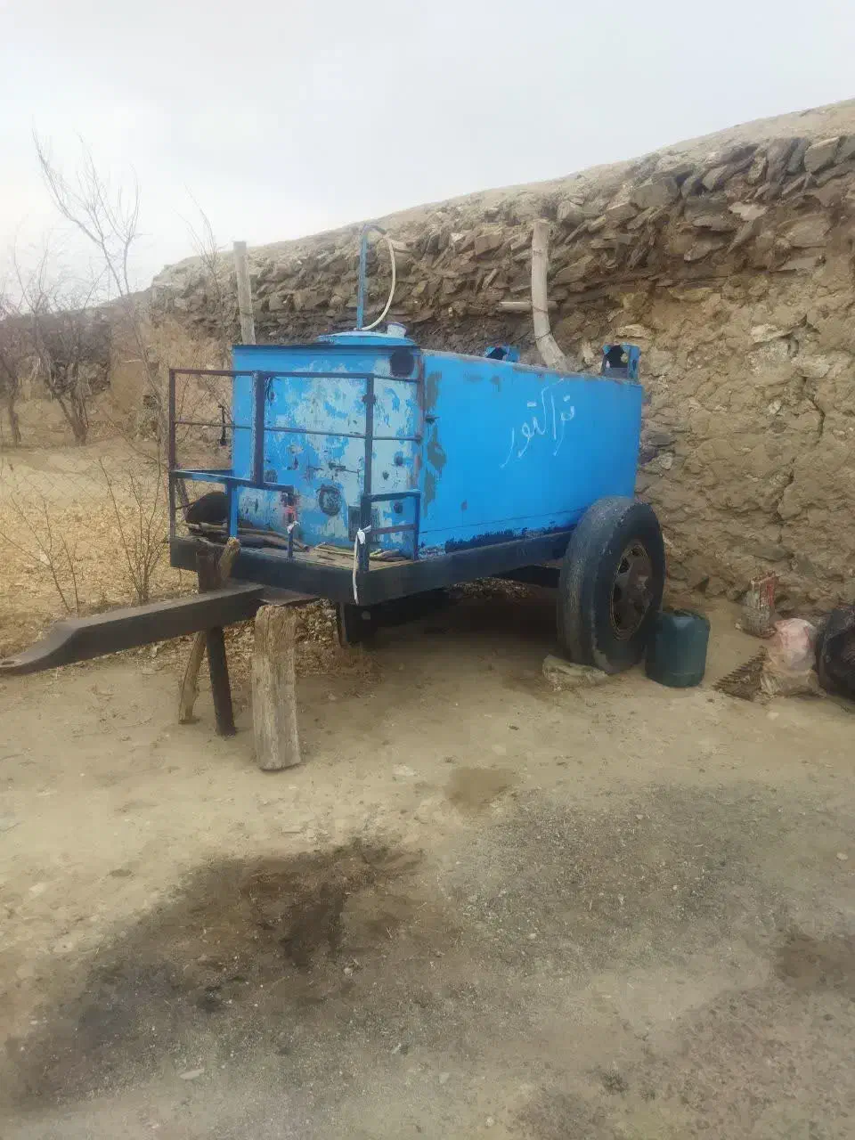 تانکر چرخ دار|ماشین‌آلات صنعتی|شادیان, |دیوار