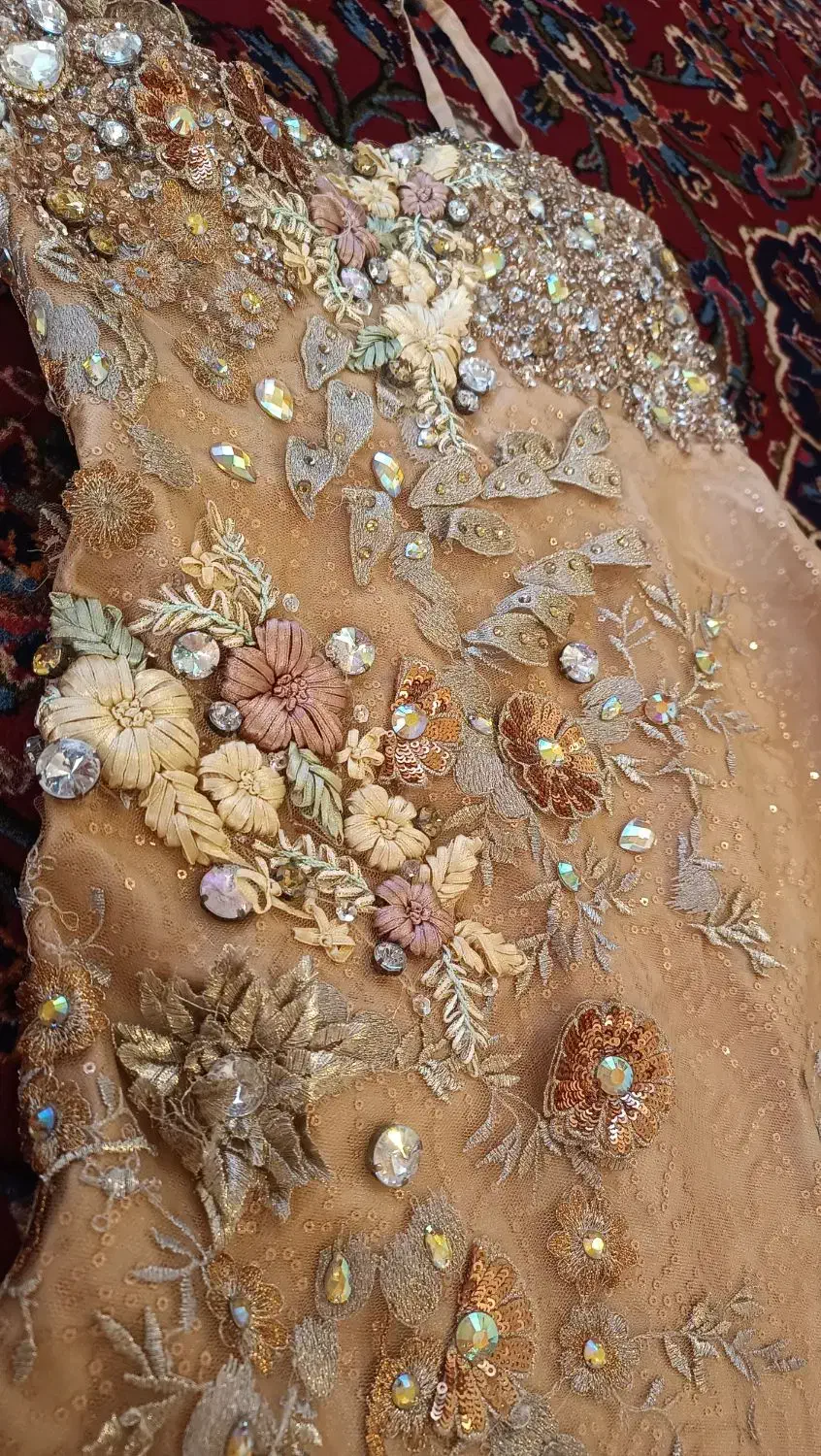 لباس مجلسی پرکار|لباس|ممقان, |دیوار