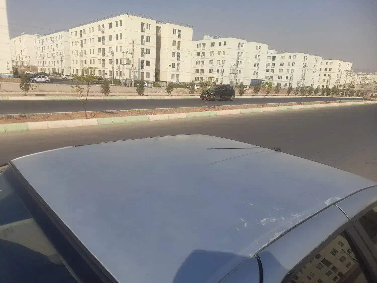 پژو ۴۰۵ نقر ای متالیک تصادفی مدل ۸۹ تو کرم|خودرو سواری و وانت|پرند, فاز ۶|دیوار