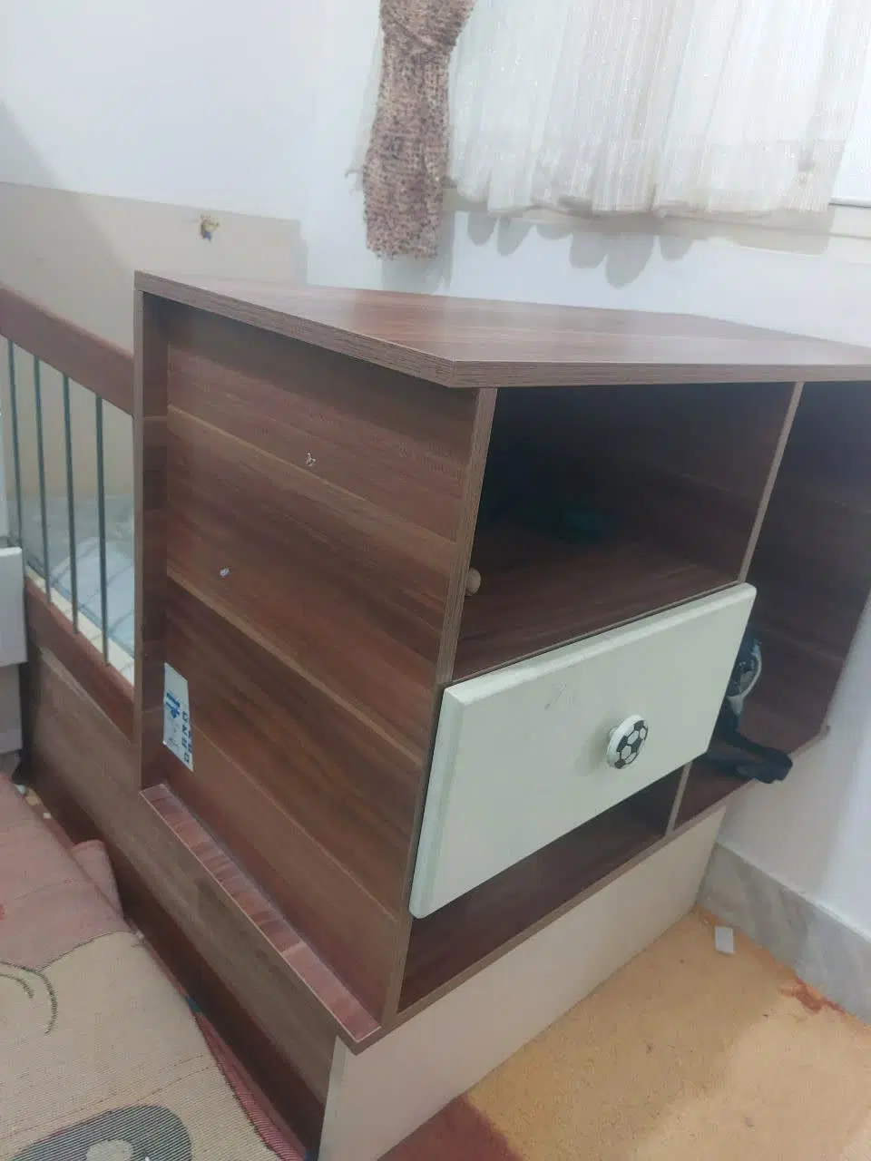 تخت|تخت و سرویس خواب|قم, زاد|دیوار