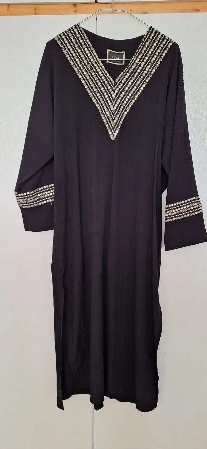 لباس پاییزی|لباس|میانه, |دیوار