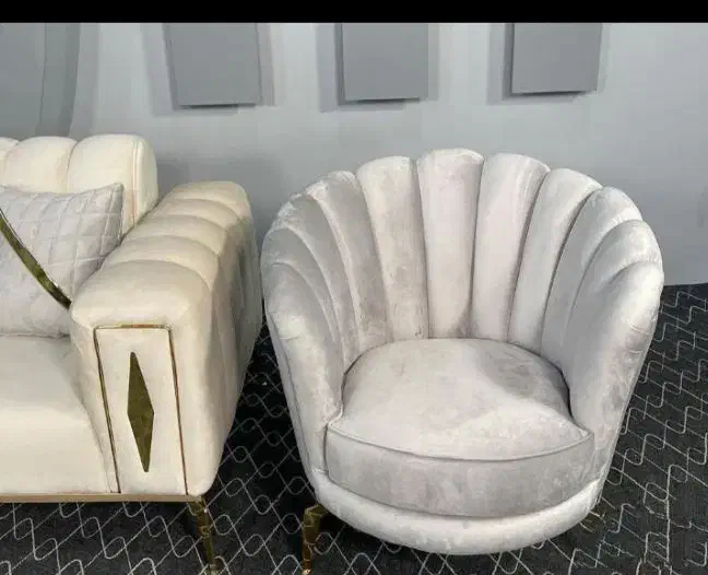 ۵۷۹شیر مرد مهرگان حراج را آغاز کرد بشتابید۵۷۹|مبلمان خانگی و میز عسلی|صدرا-فارس, فاز ۱|دیوار