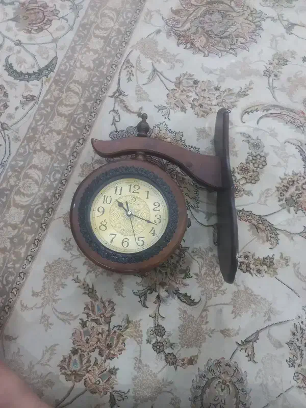 ساعت چوبی ۲طرفه وچوب روسی|ساعت دیواری و تزئینی|فردیس, فردیس|دیوار