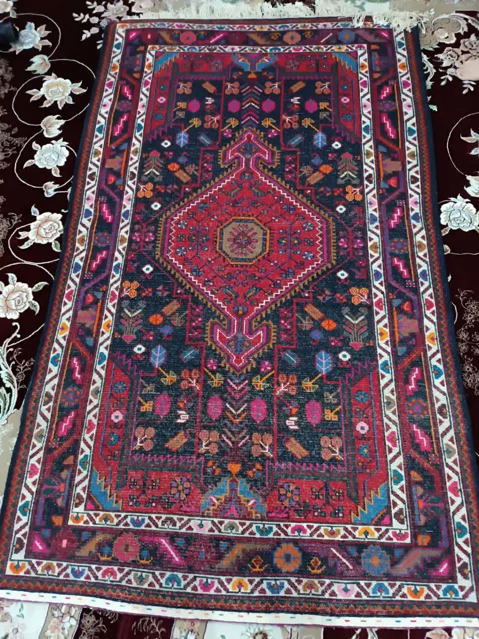 فرش دستباف تویسرکان|فرش|تهران, بلوار کشاورز|دیوار