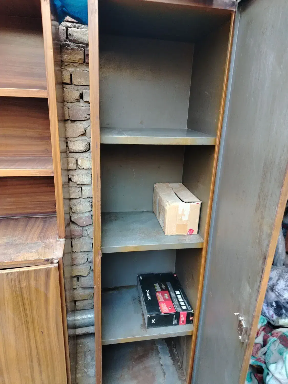 کمد فلزی|جاکفشی، کمد، دراور|کرمان, |دیوار