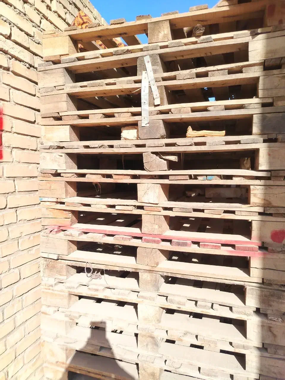 پالت|ابزارآلات|اهواز, شهرک رزمندگان|دیوار