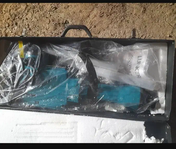 یک دستگاه دژبر ۱۶ کیلویی نو|ابزارآلات|سجاس رود, |دیوار