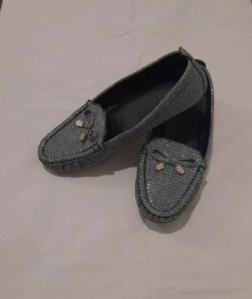 کفش|کیف، کفش، کمربند|مشهد, ملک‌آباد|دیوار