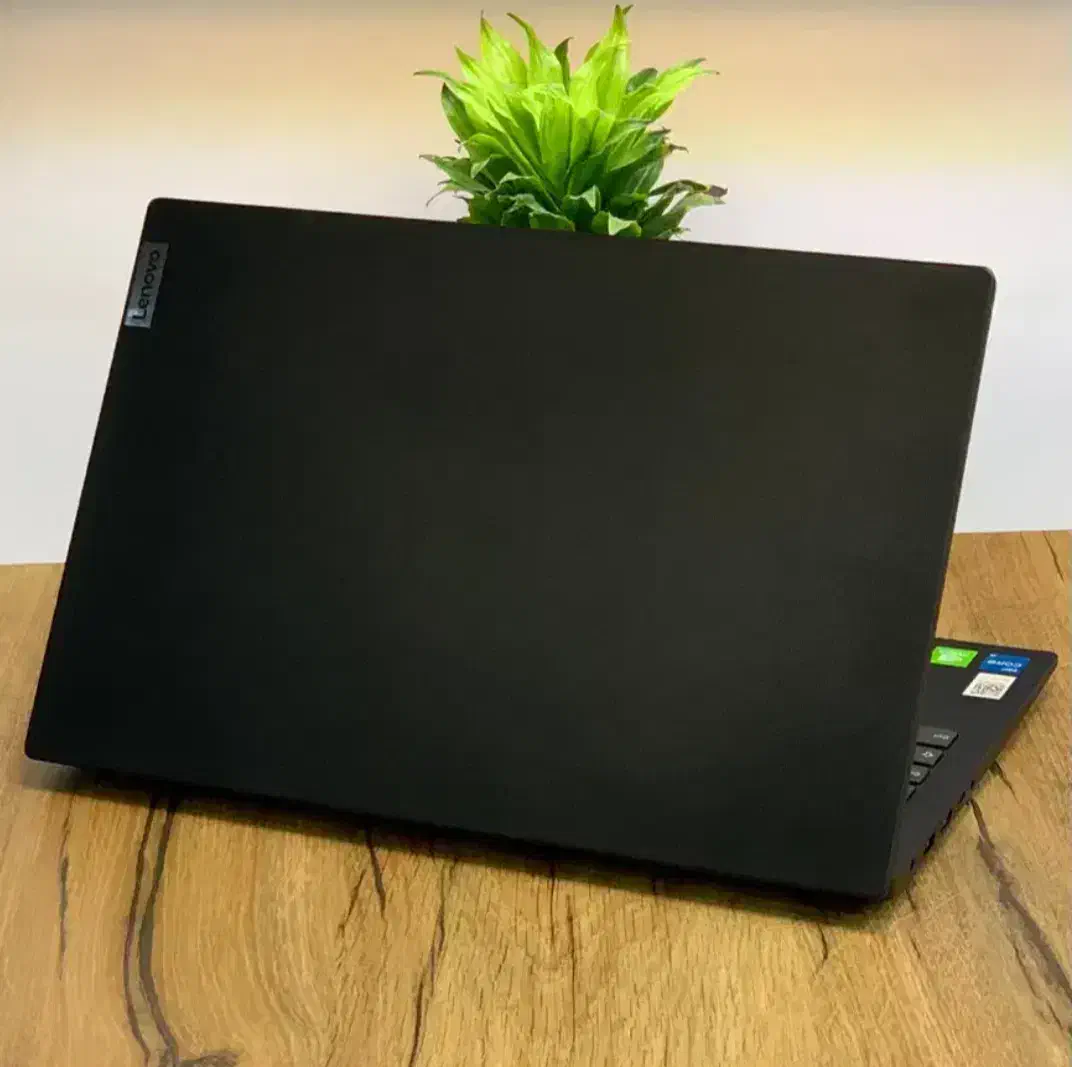 لپ‌تاپ ۱۵/۶ اینچی آکبند Lenovo ideapad ( ون پلاس)|رایانه همراه|تبریز, |دیوار