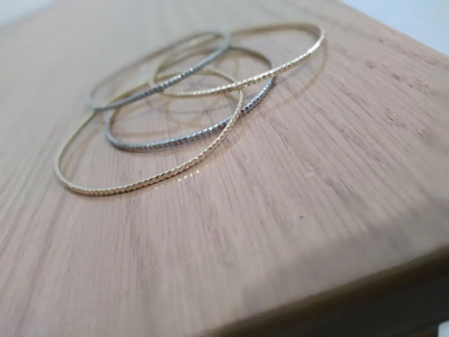 النگو هندی|بدلیجات|قدس, شهر‌قدس|دیوار