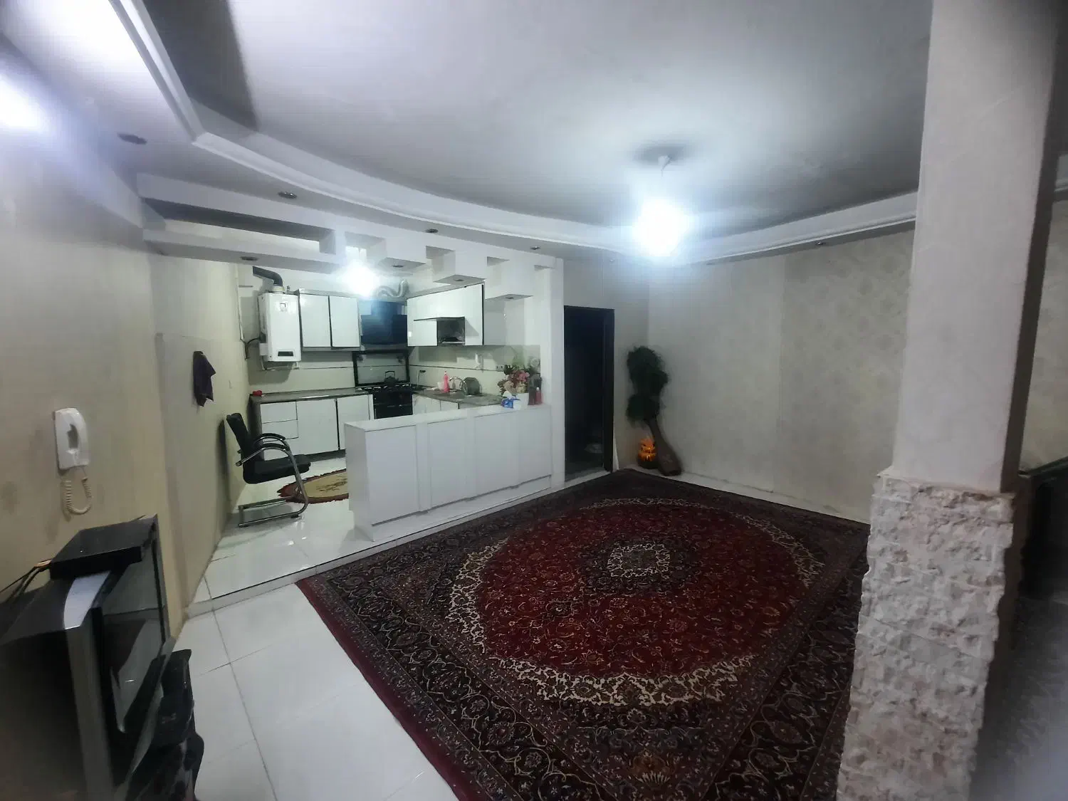 اجاره خانه.سوئیت  روزانه . ساعتی|اجارهٔ کوتاه‌مدت آپارتمان و سوئیت|مشهد, مهدی آباد (بلوار توس)|دیوار