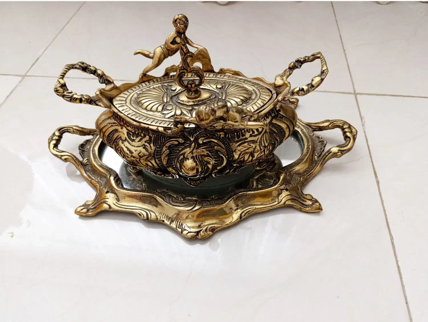 جا شکلاتی|کلکسیون اشیاء عتیقه|کرمانشاه, |دیوار