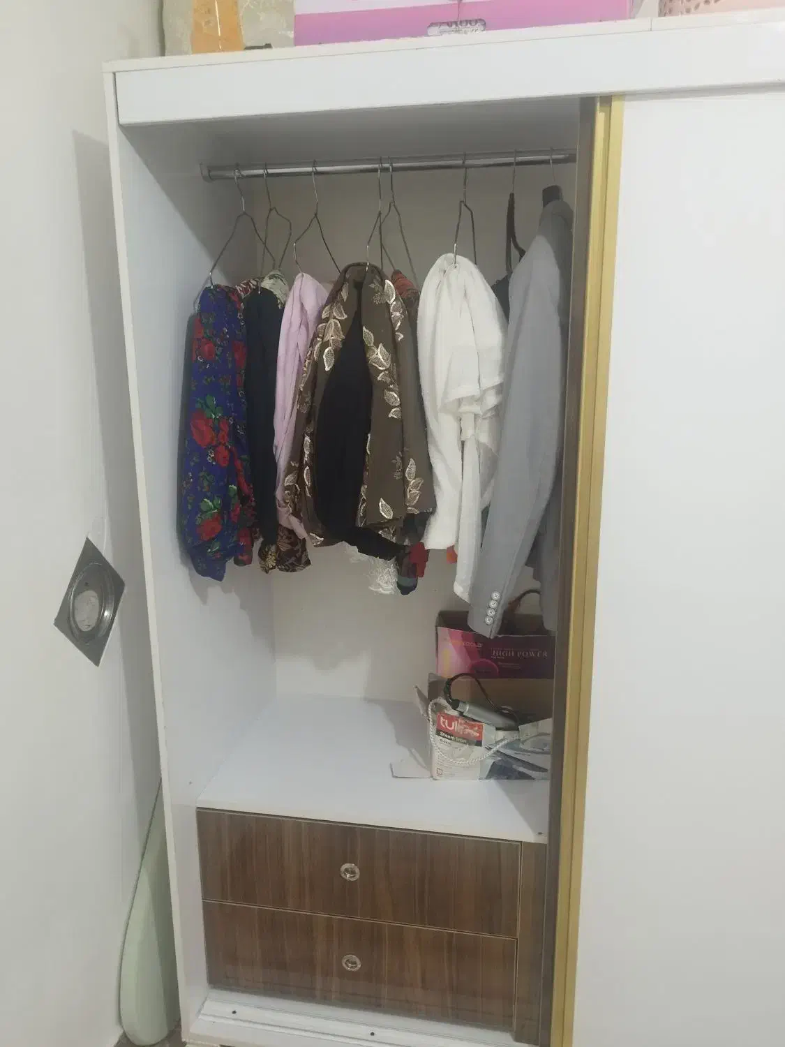 کمد ریلی|جاکفشی، کمد، دراور|مهاباد (آذربایجان غربی), |دیوار