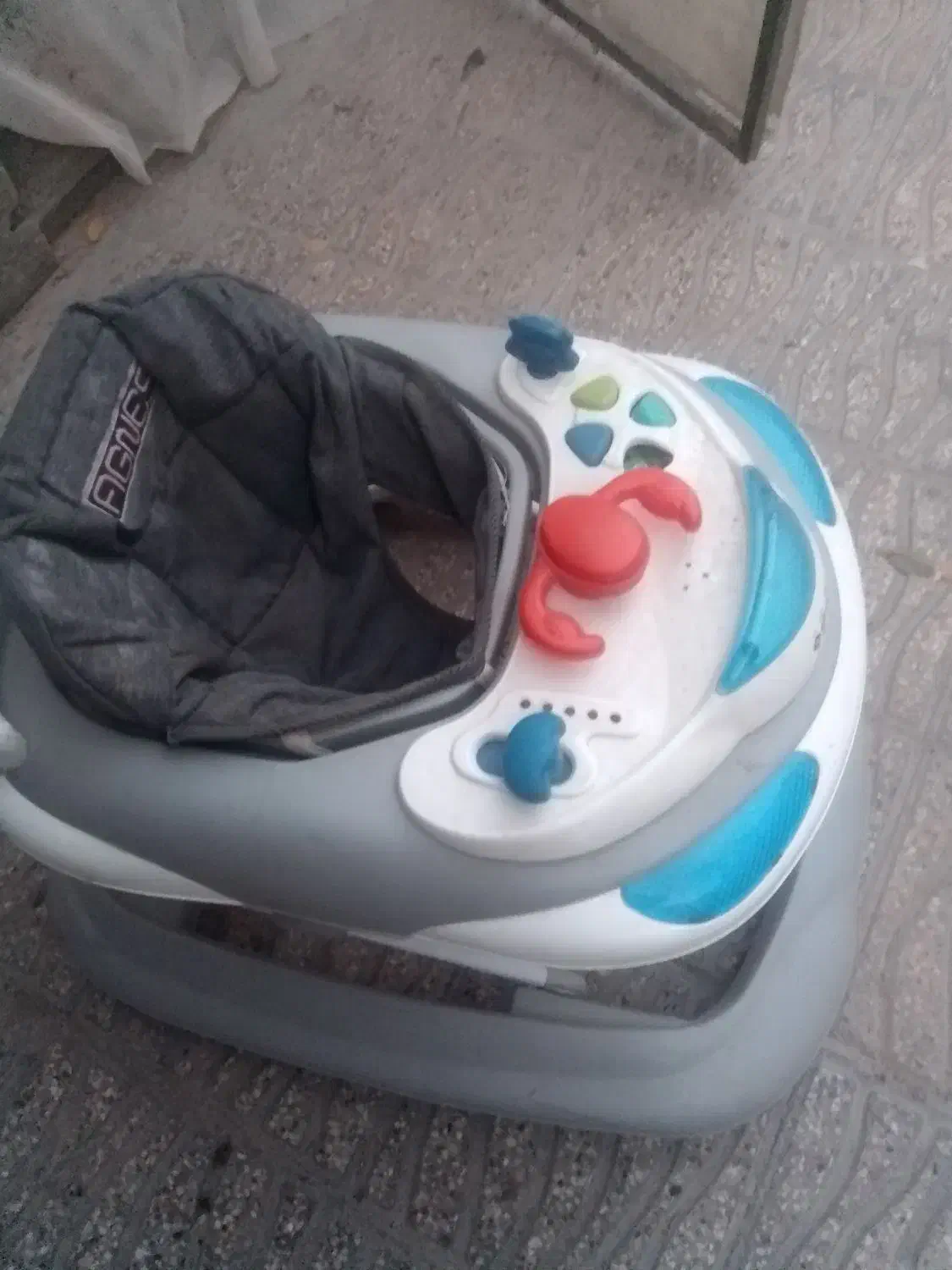 رورک بچه سالم|کالسکه و لوازم جانبی|قوچان, |دیوار