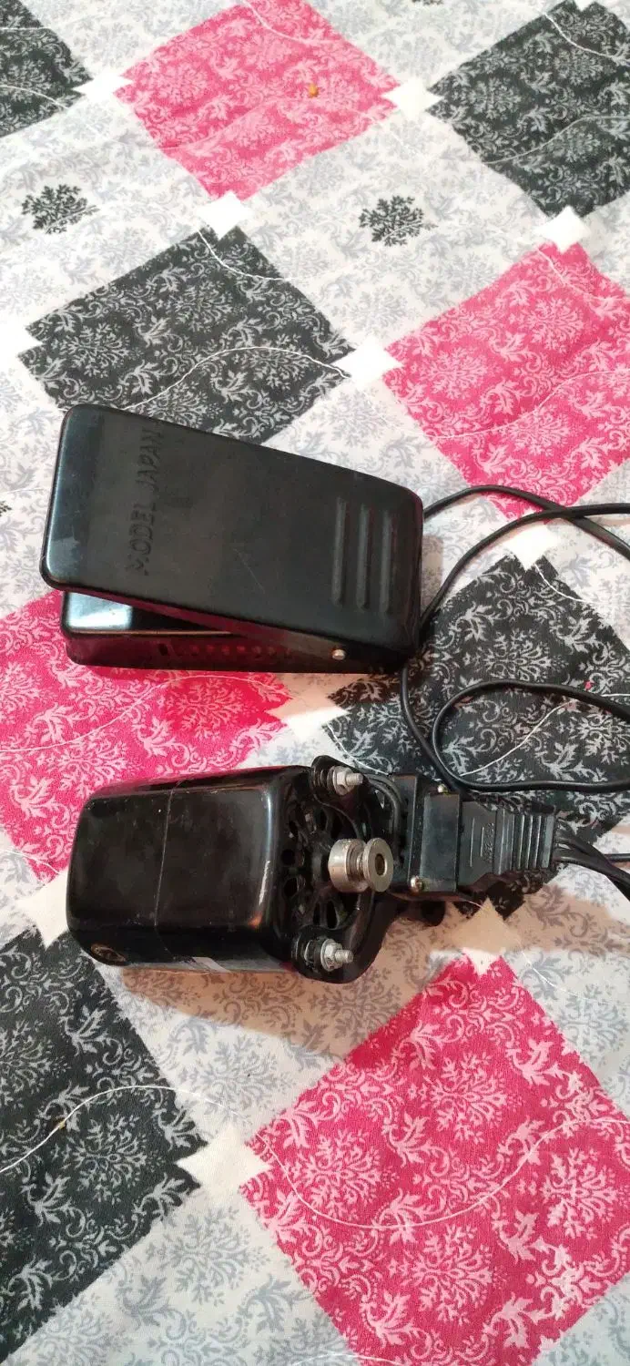 دینام و پدال چرخ خیاطی ژاپنی اصل|لوازم خیاطی و بافتنی|زابل, |دیوار