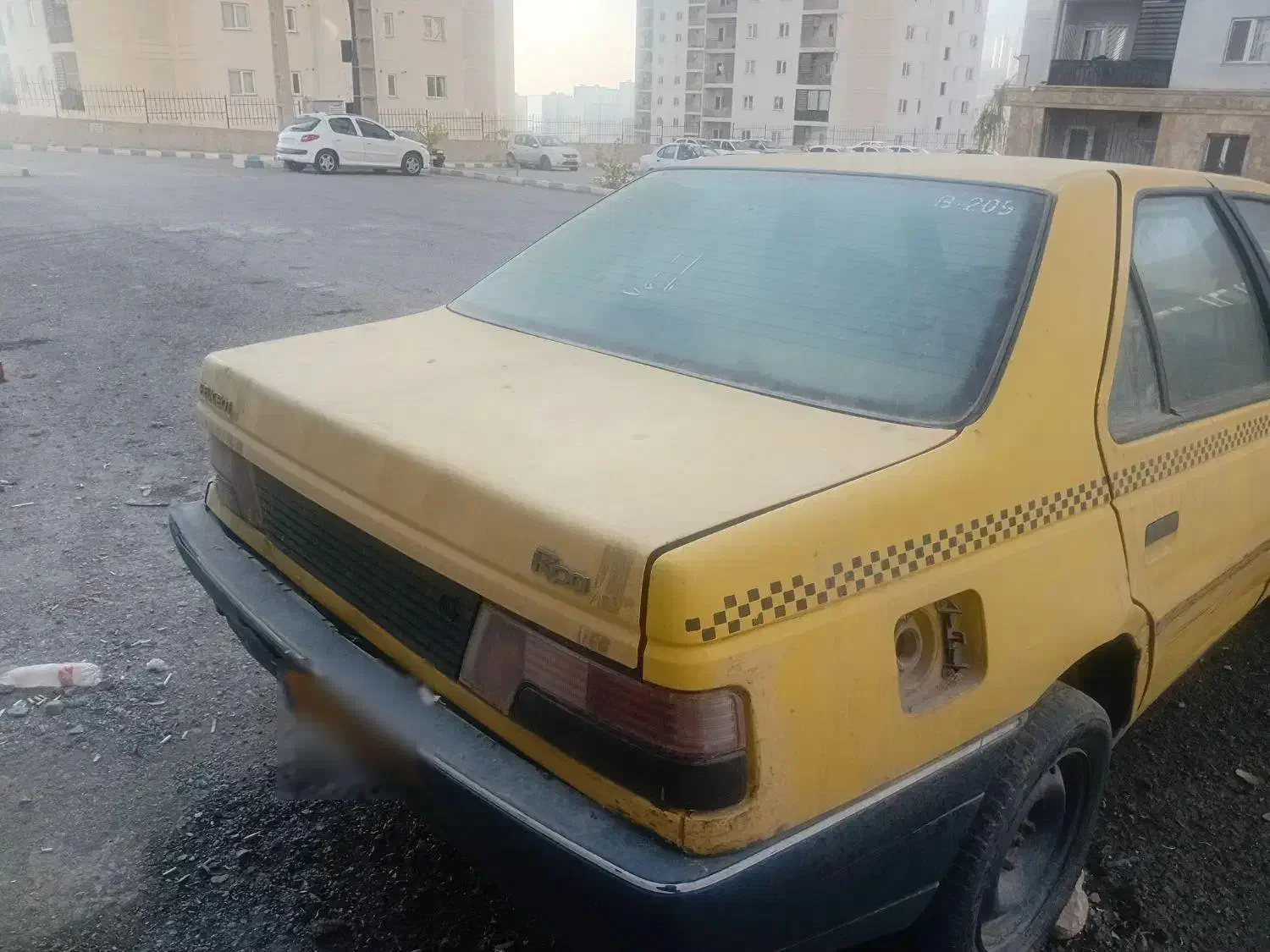 تاکسی روآ مدل ۸۷ فروشی اسقاطی|خودرو سواری و وانت|پردیس, فاز ۱۱|دیوار