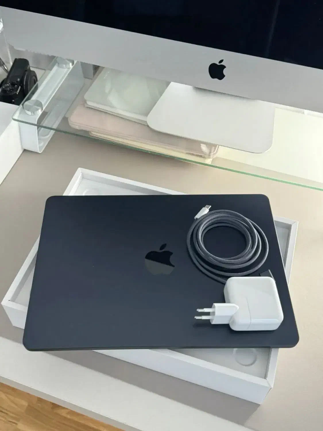 معاوضه با ایپد و مک بود MacBook air m4|رایانه همراه|اصفهان, مفتح|دیوار