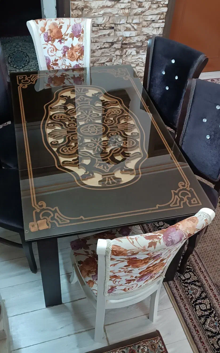 میز غذاخوری|میز و صندلی غذاخوری|خوی, |دیوار