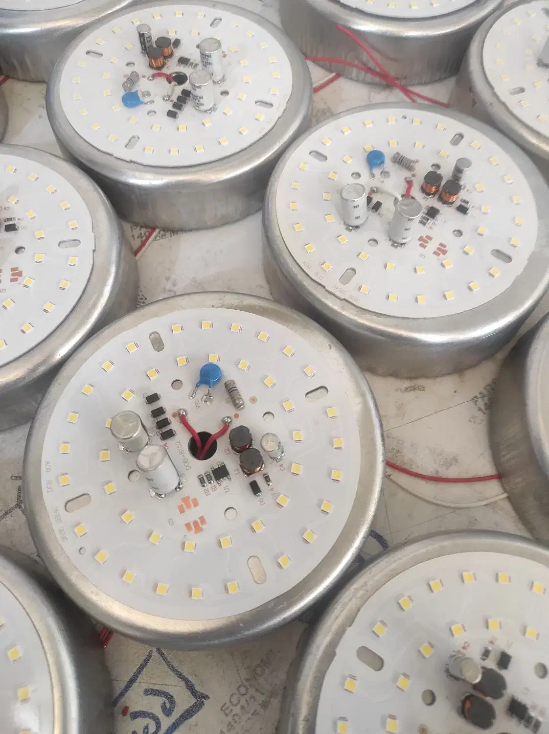 لامپ ۱۰۰ وات|لامپ و چراغ|کرمانشاه, |دیوار