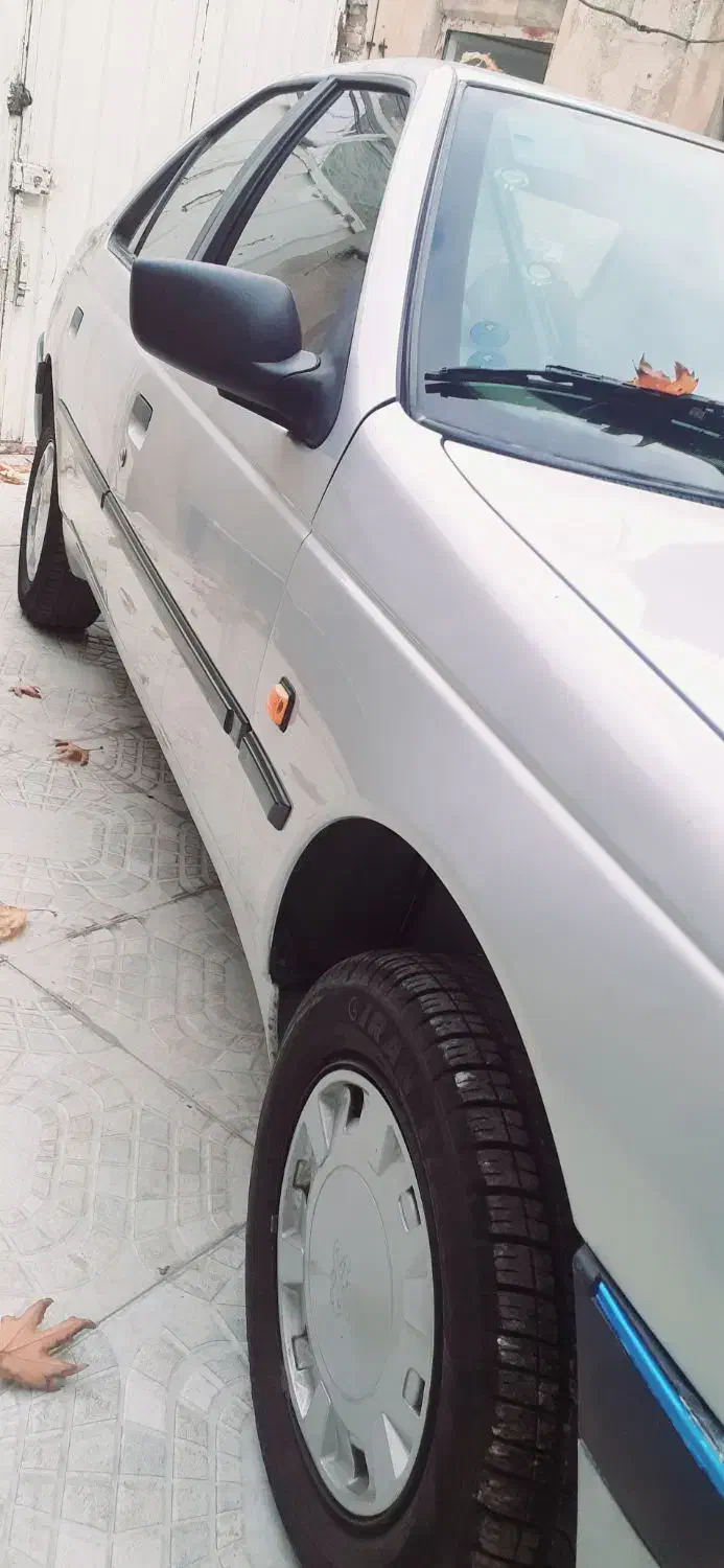 پژو ۴۰۵دوگانه ۹۸ بدون رنگ درجه یک|خودرو سواری و وانت|خرمآباد, |دیوار