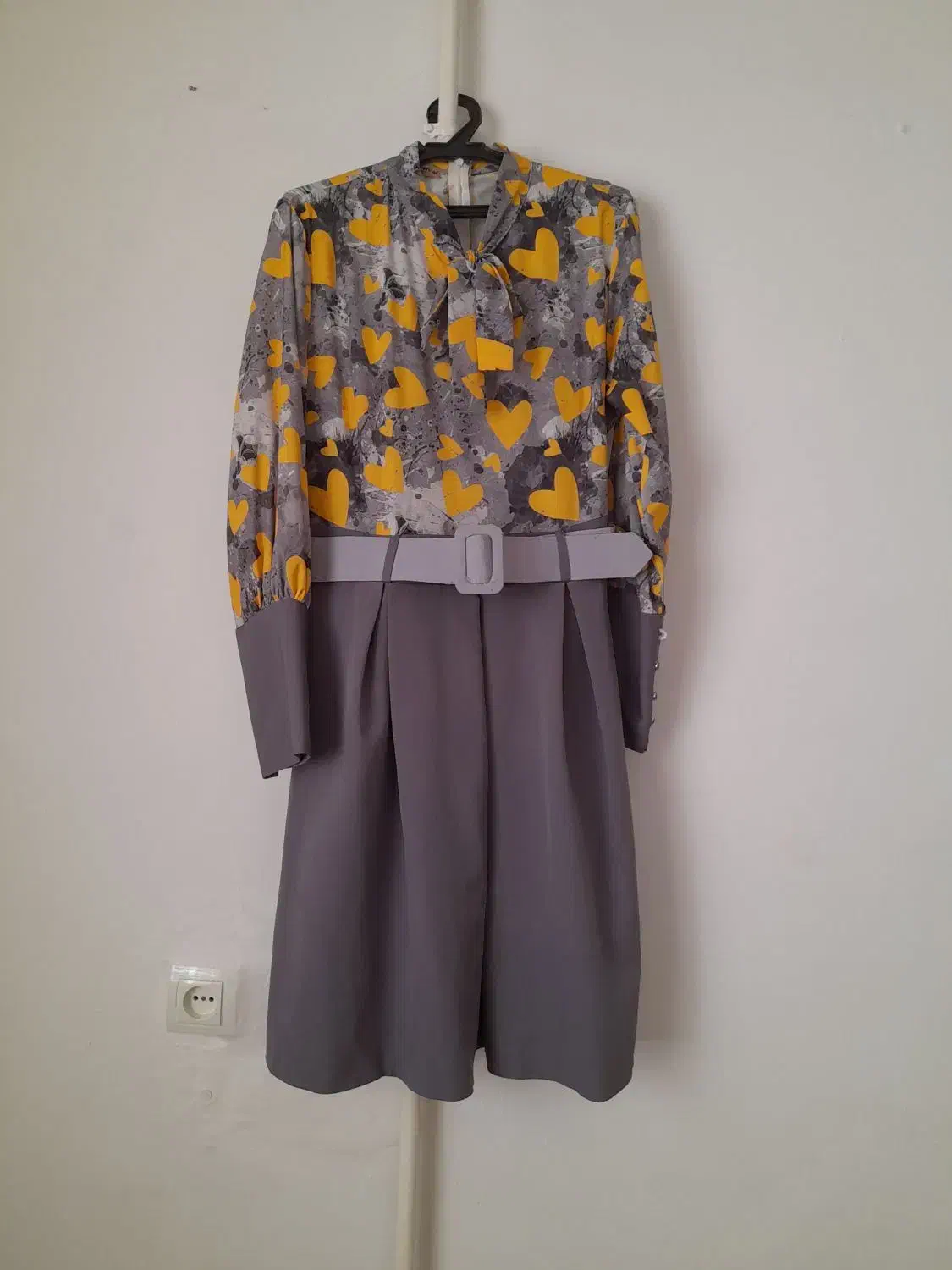 لباس مجلسی|لباس|کرمانشاه, |دیوار