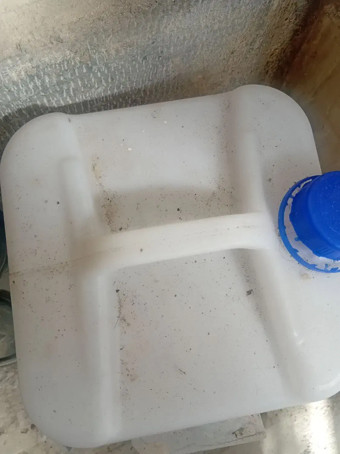 چهارعدد بیست لیتری به فروش میرسد|ظروف نگهدارنده، پلاستیکی، یک‌بارمصرف|گرگان, |دیوار