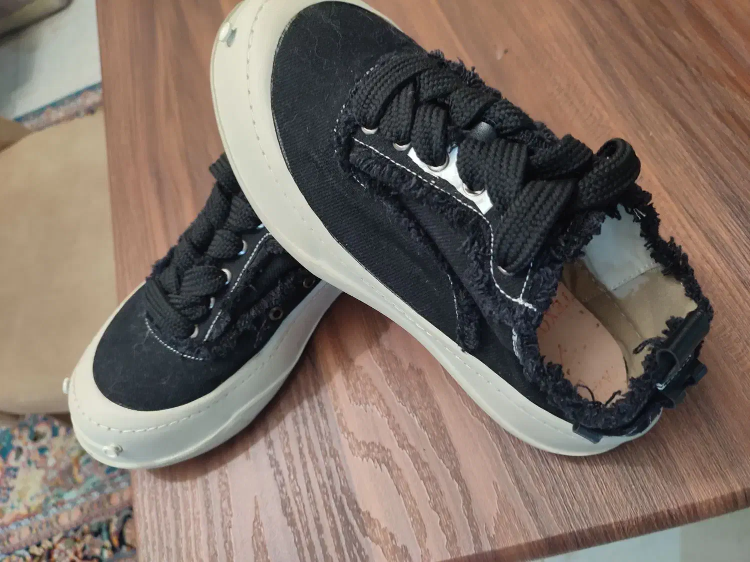 کتونی سایر 40|کیف، کفش، کمربند|هشتگرد, شهرک ارم غربی|دیوار