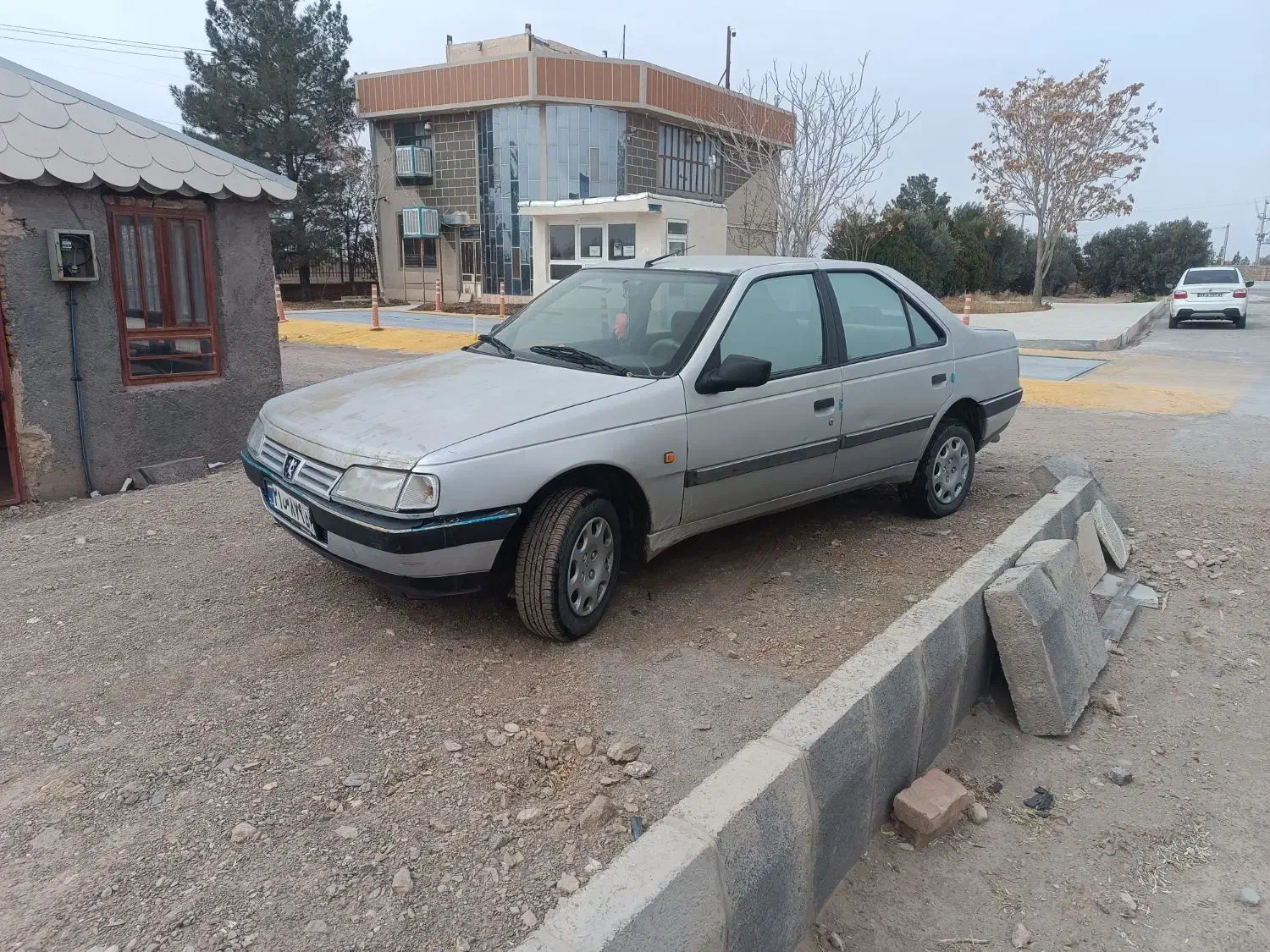 پژو۴۰۵ مدل۸۵|خودرو سواری و وانت|قائن, |دیوار