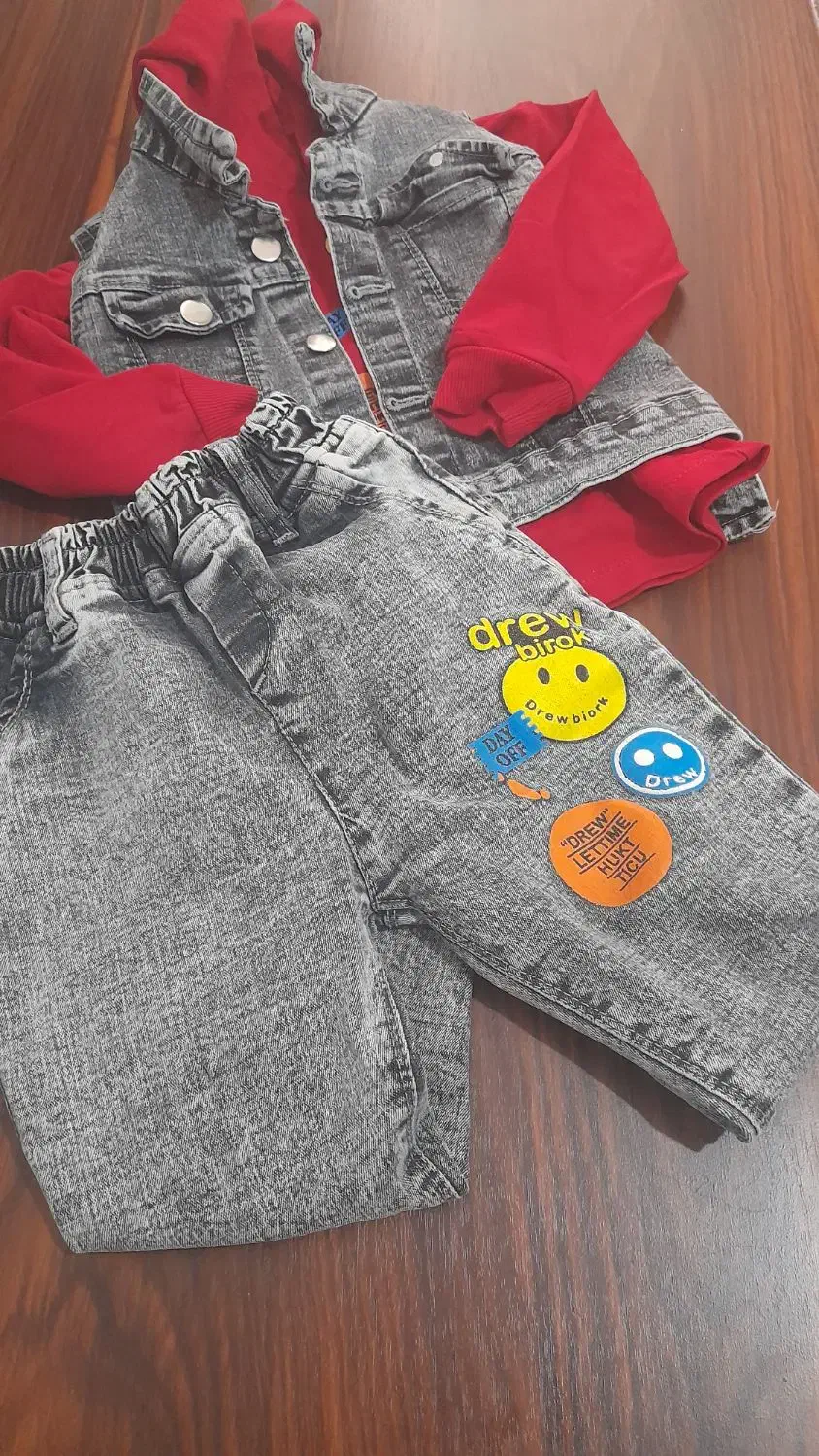 لباس اسپرت|کفش و لباس بچه|بروجرد, |دیوار