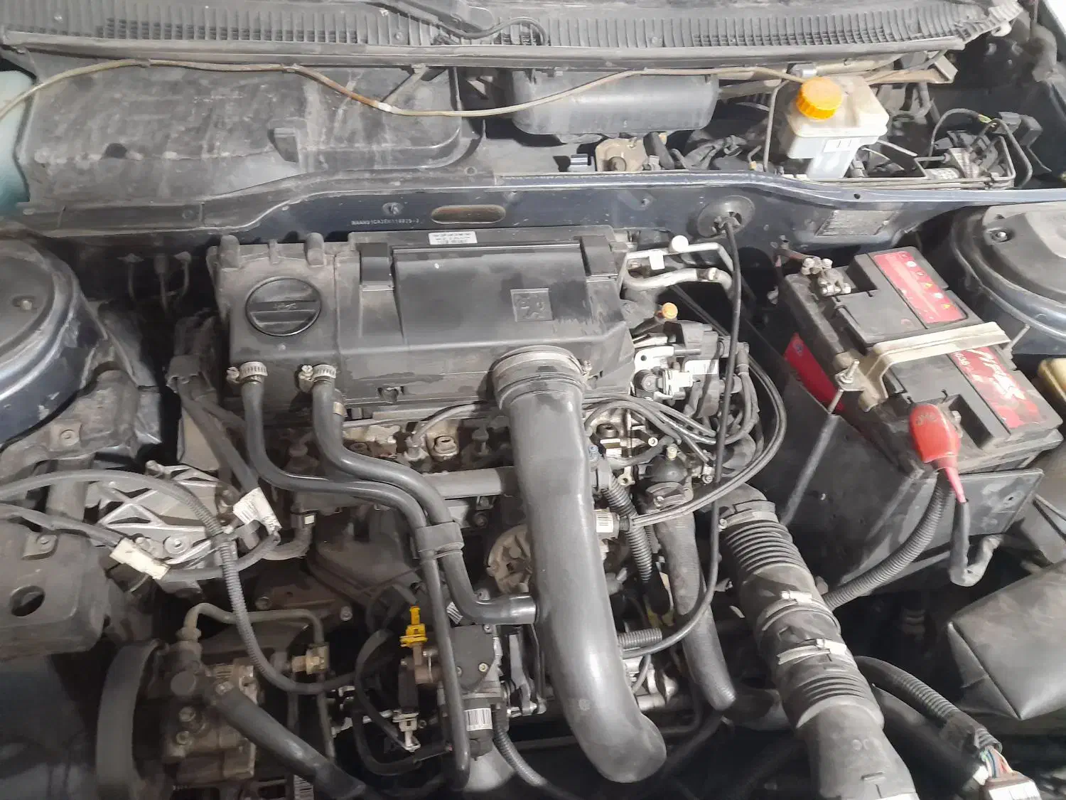 پژو پارس سال مدل ۹۳|خودرو سواری و وانت|تبریز, |دیوار