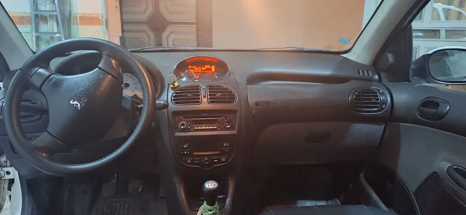 ۲۰۶sd کارمندیv8|خودرو سواری و وانت|تبریز, |دیوار