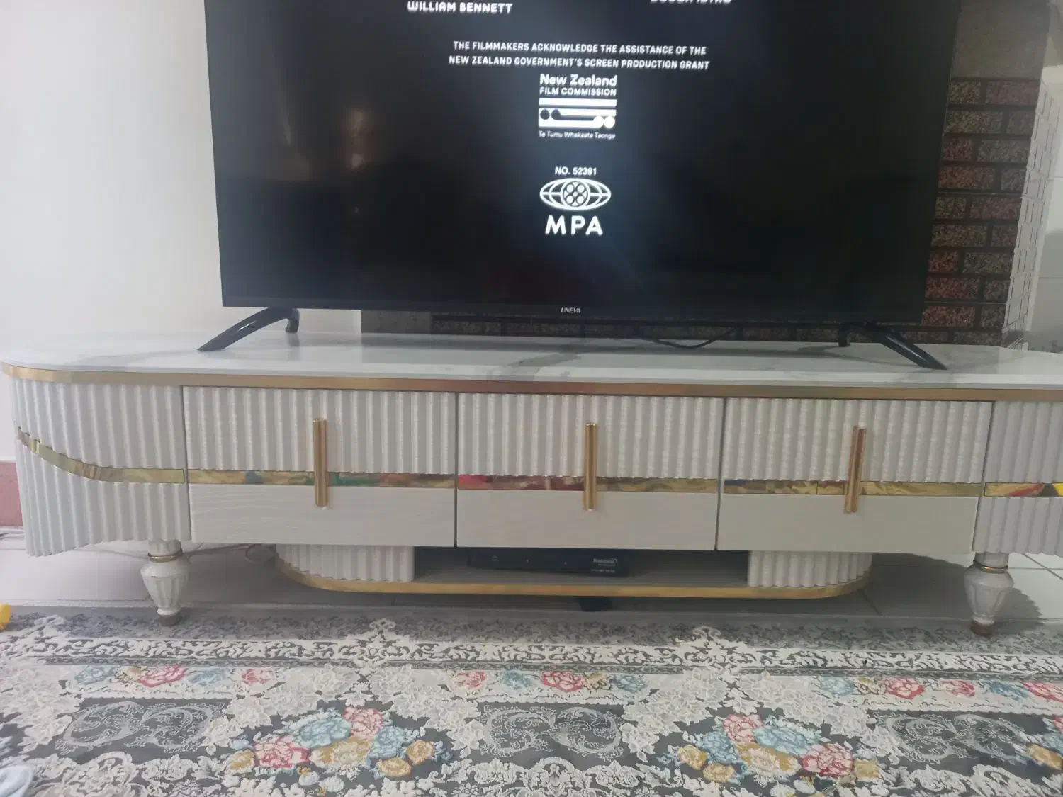 فروش بوفه، آیینه کنسول و میز تی وی|بوفه، ویترین، کنسول|دامغان, |دیوار