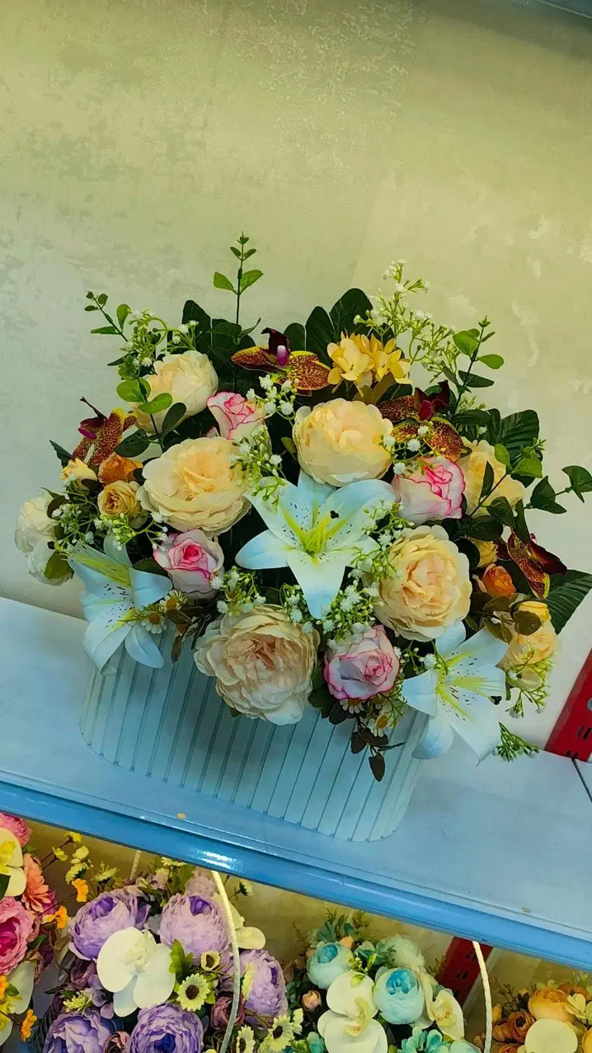 گل مصنوعی درجه 1 به قیمت پایین تنوع زیاد|گل مصنوعی|تبریز, |دیوار