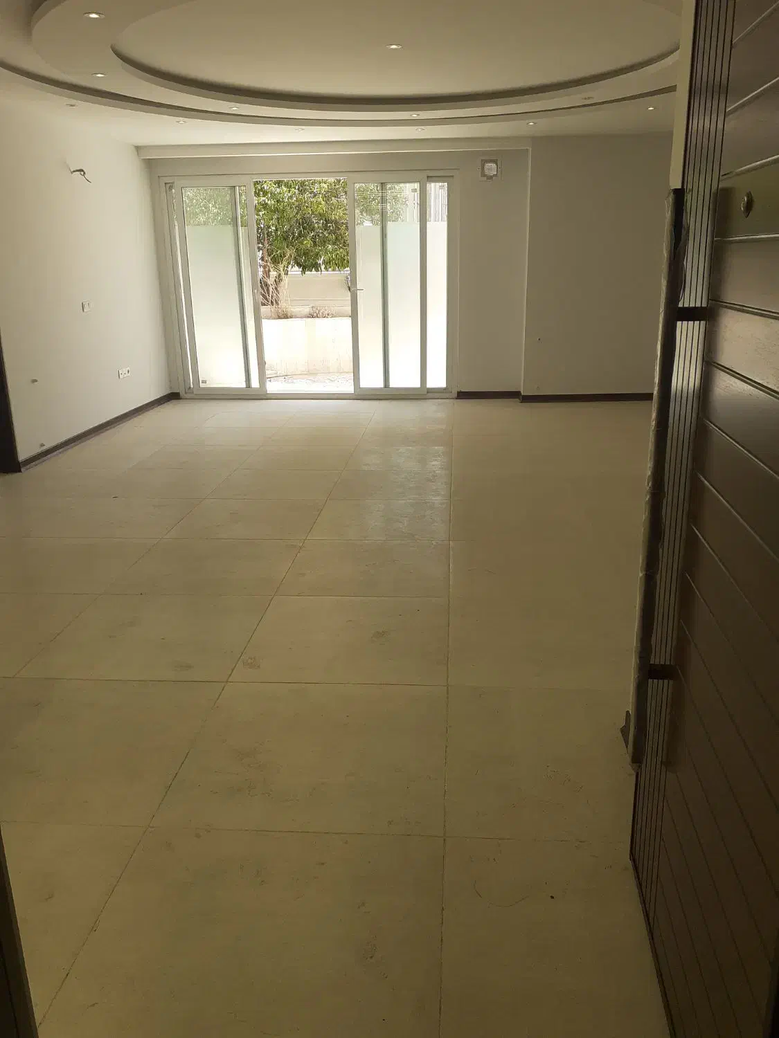 فروش یک واحد سه خوابه در بلوار مدرس ازادگان|فروش آپارتمان|شیراز, کیان شهر|دیوار