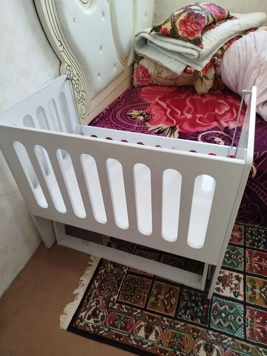 تخت کنار مادر|تخت و صندلی بچه|اردبیل, |دیوار