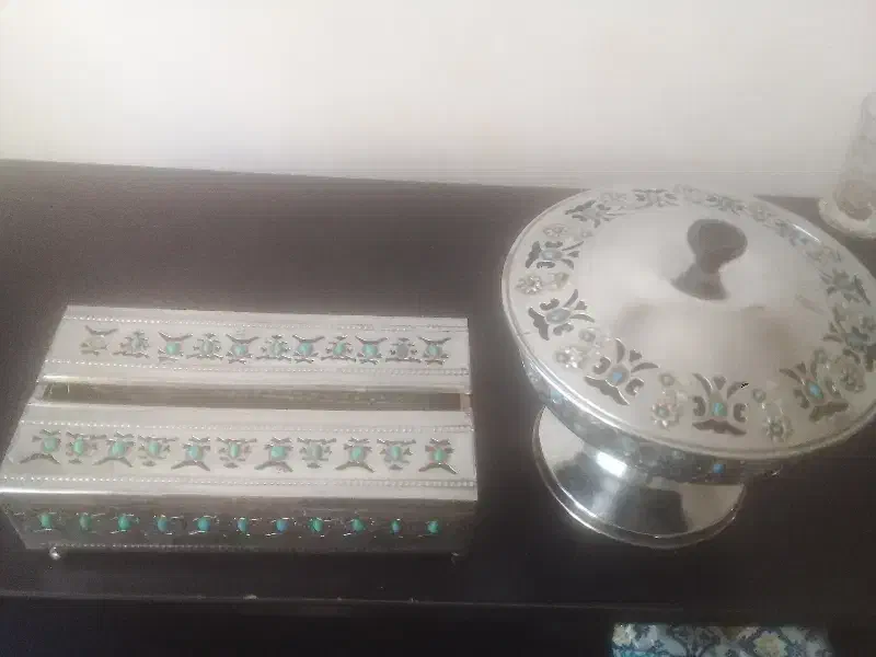 فروش شکلات خوری و جای کاغذدستمال اتیقه|کلکسیون اشیاء عتیقه|سهند, |دیوار