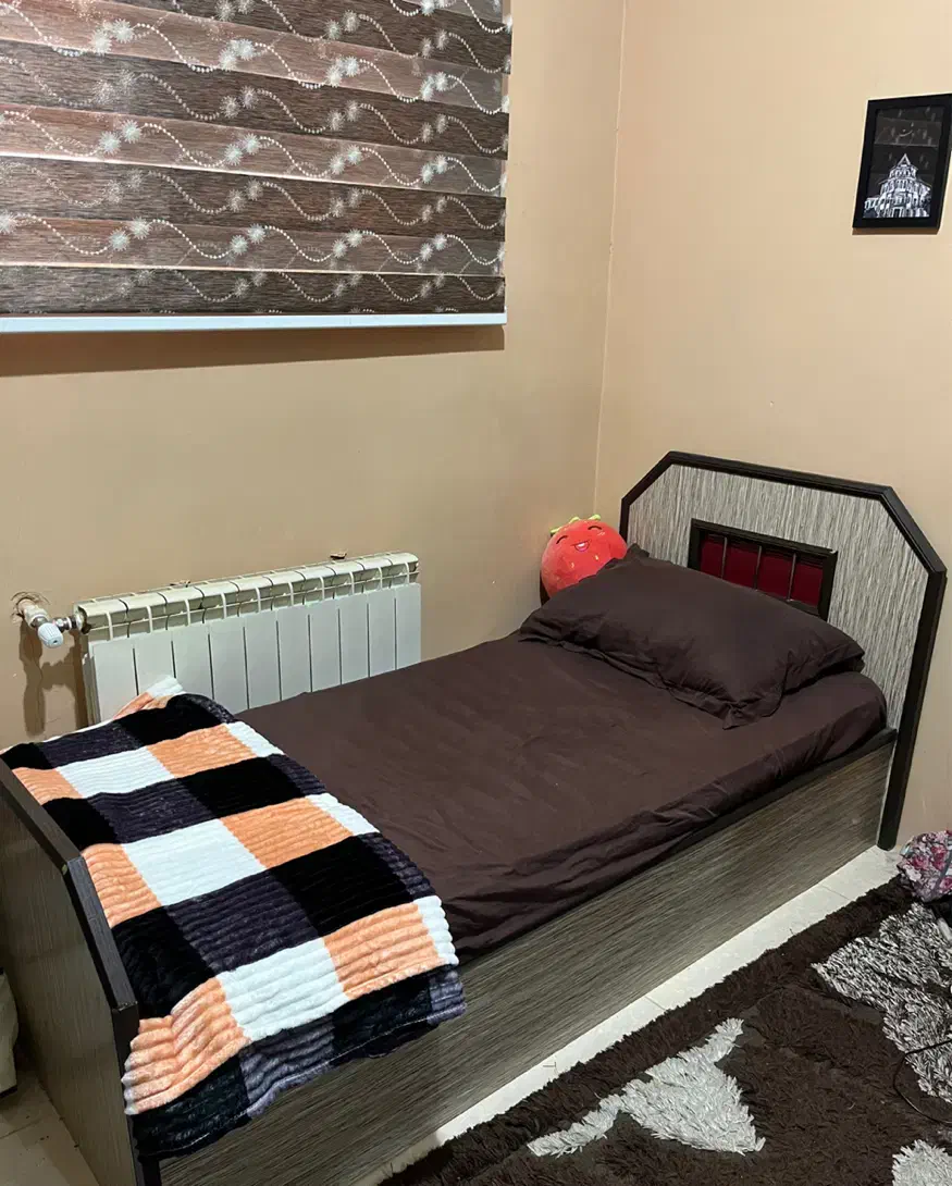 سرویس خواب|تخت و سرویس خواب|رشت, منظریه|دیوار